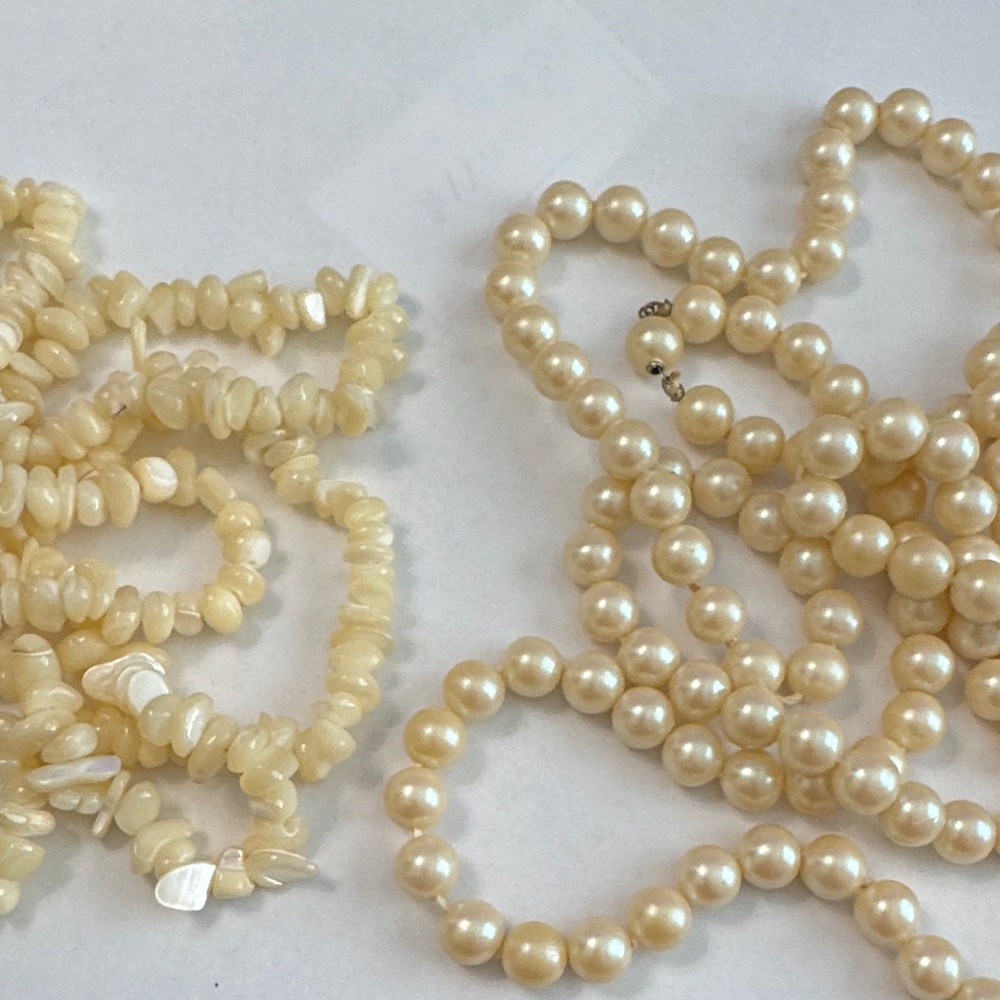 Elegant Cream Pearl Necklace Set